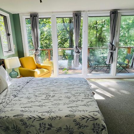 Creekside Private Suite North Vancouver Extérieur photo
