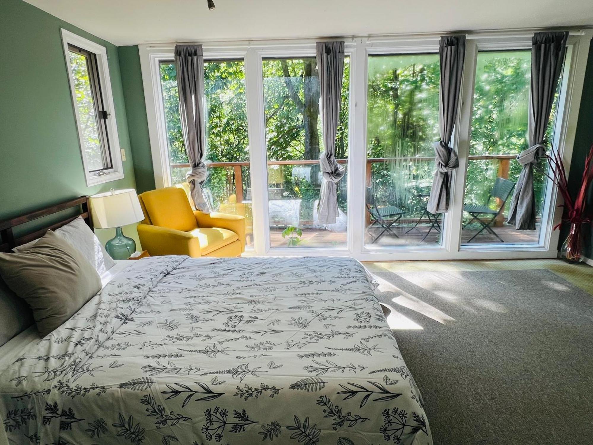 Creekside Private Suite North Vancouver Extérieur photo