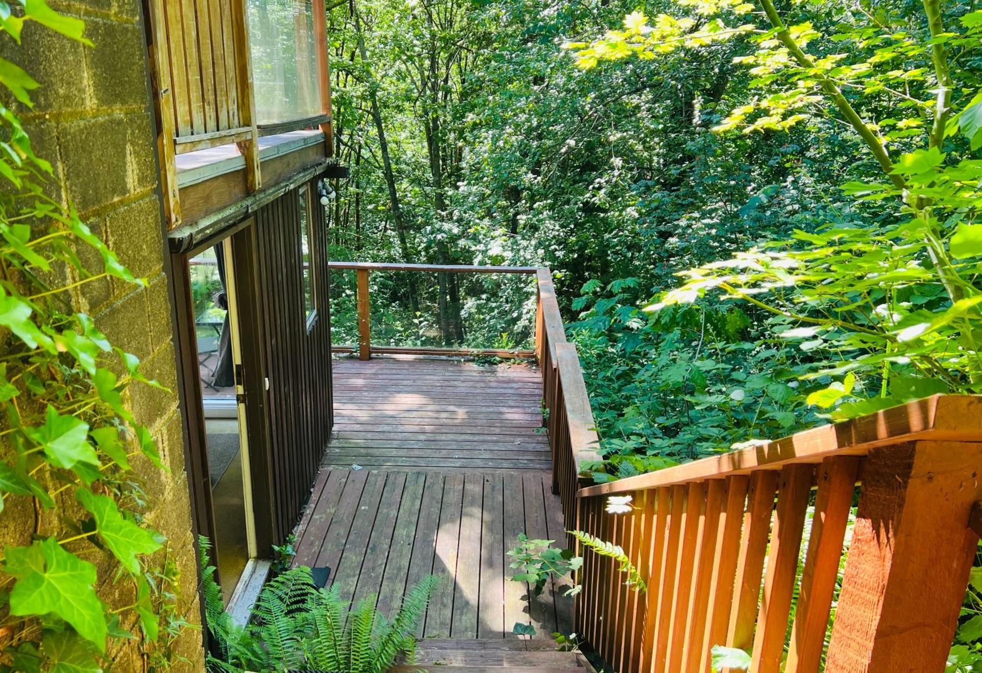 Creekside Private Suite North Vancouver Extérieur photo
